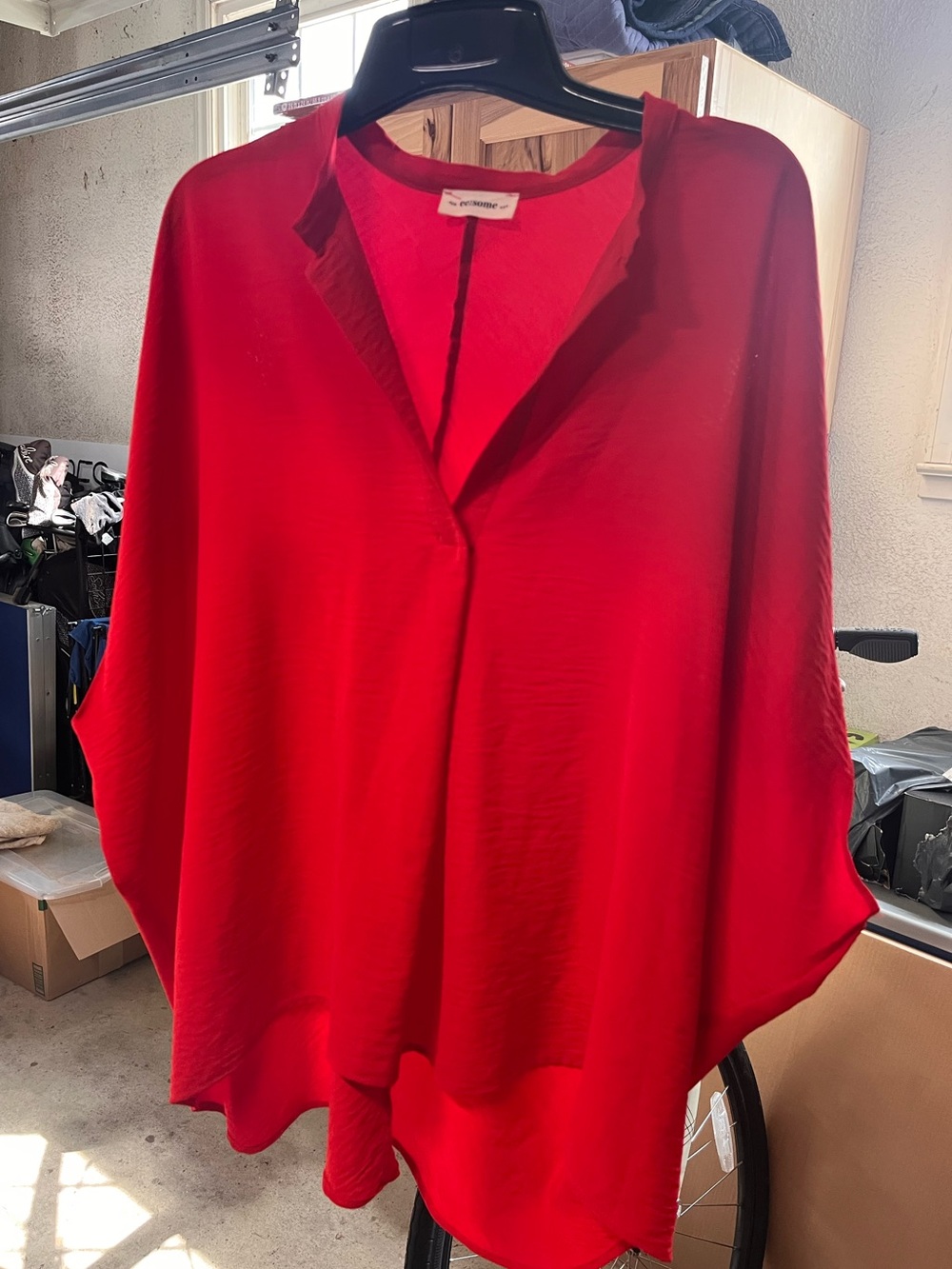 eesome Red Flowing Tunic Top
